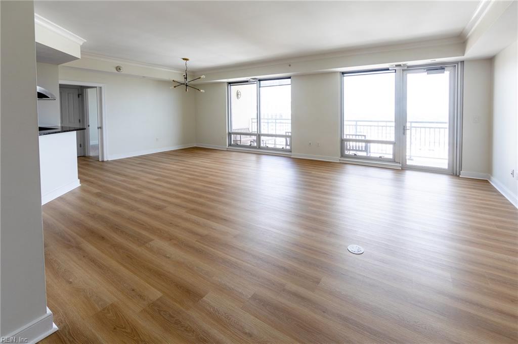 4545 Commerce ST 2505