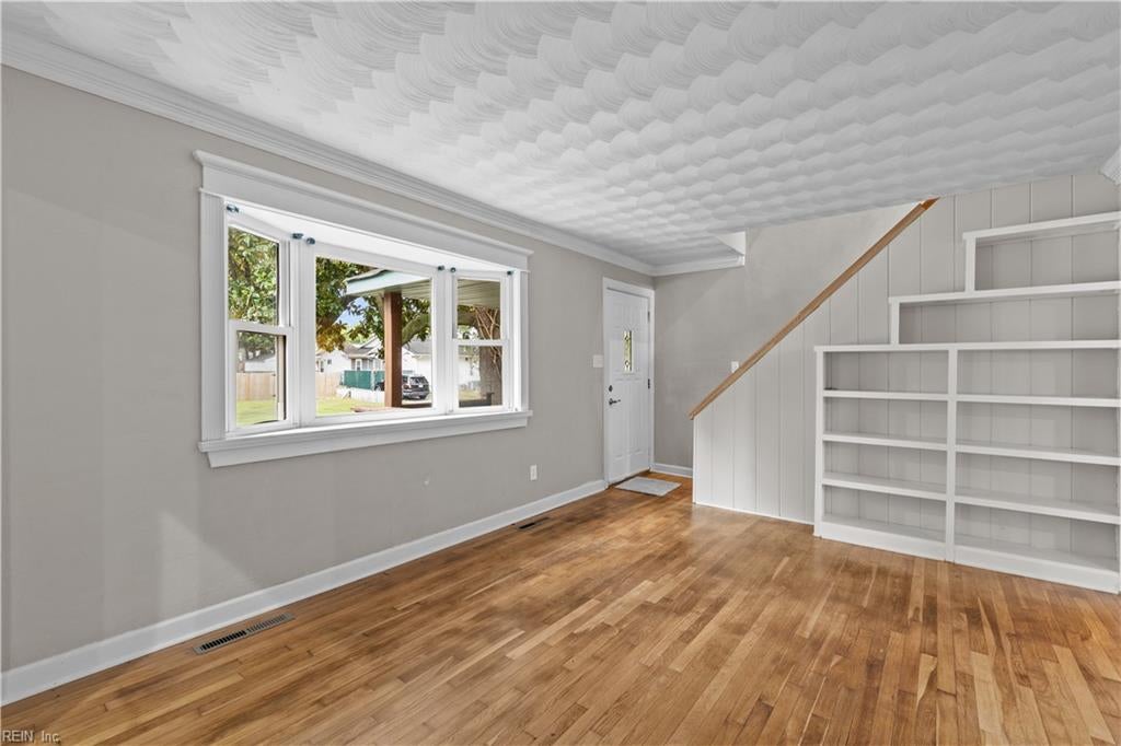 4800 Frostburg LN