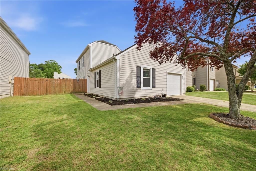 832 Chimney Hill PW