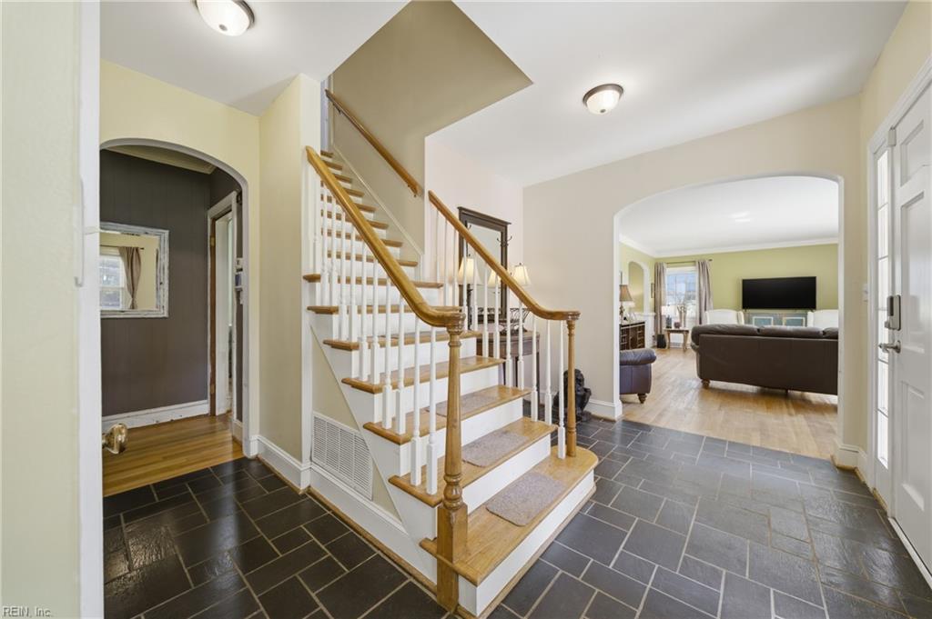 507 Dumville AVE