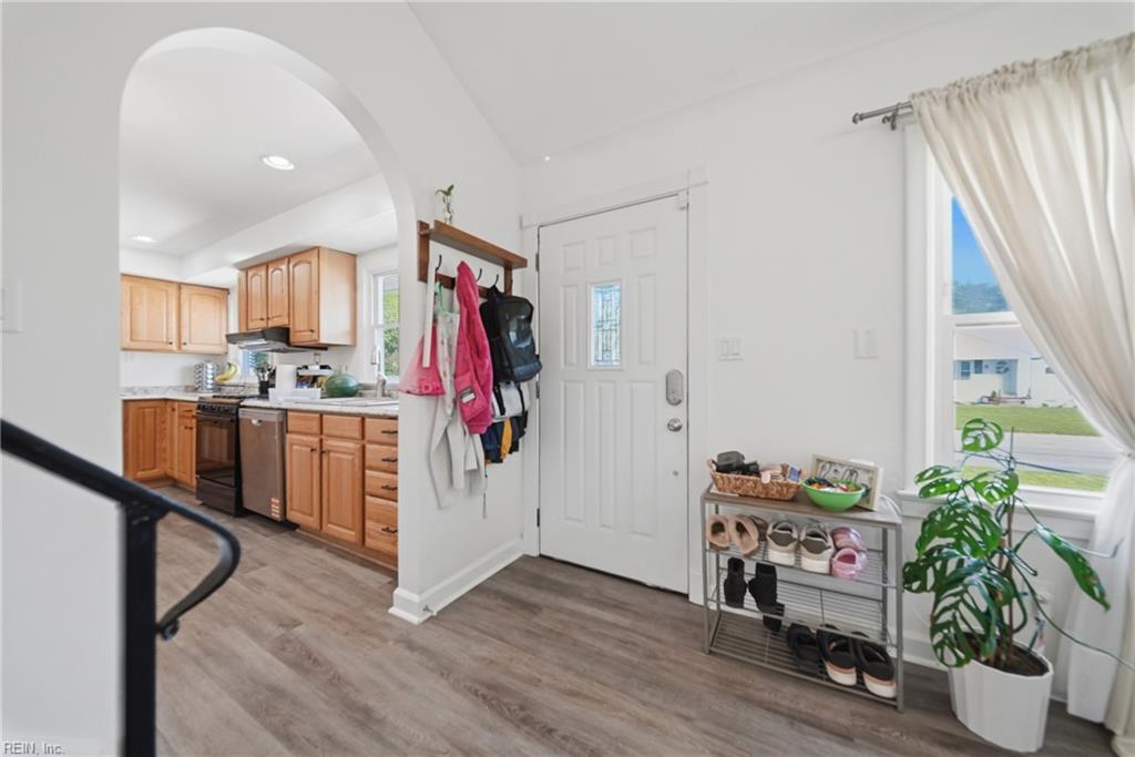 1333 Gabriel DR