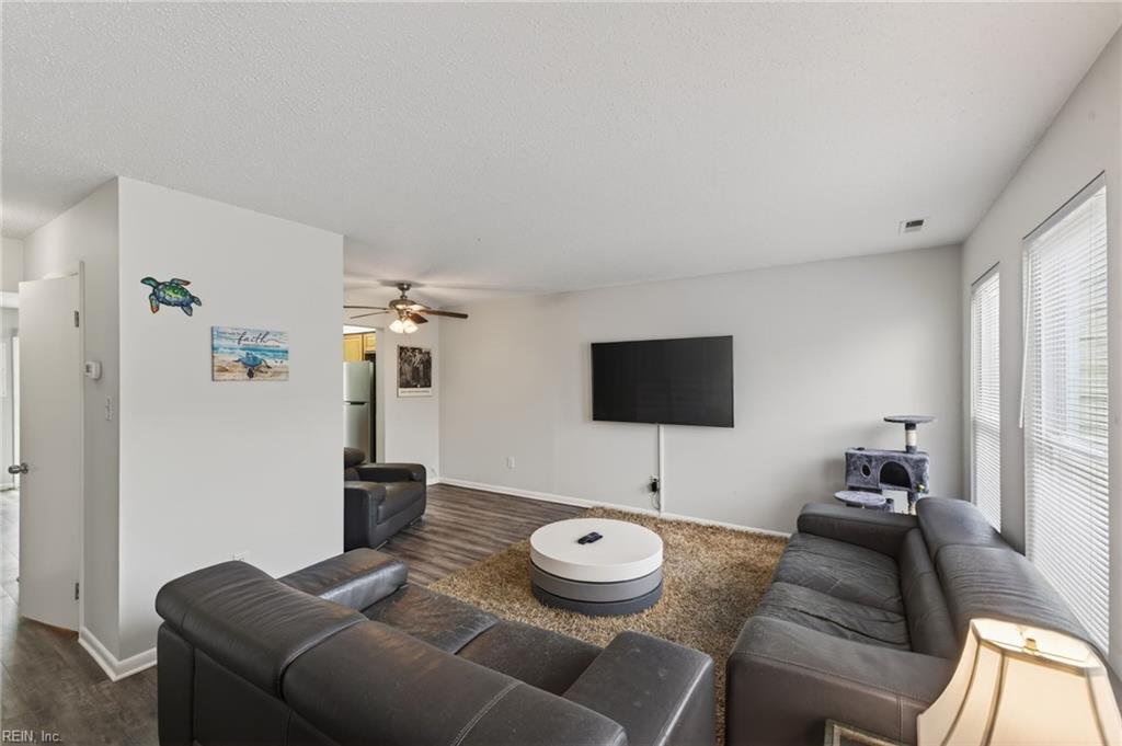 3630 Chimney Creek DR