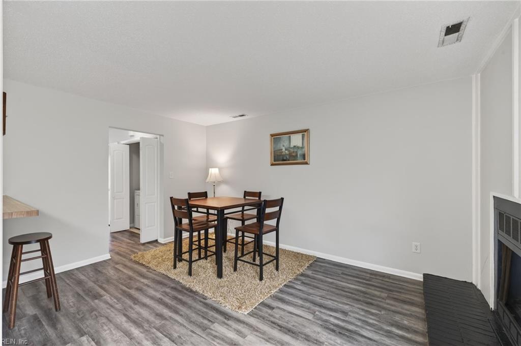 3630 Chimney Creek DR