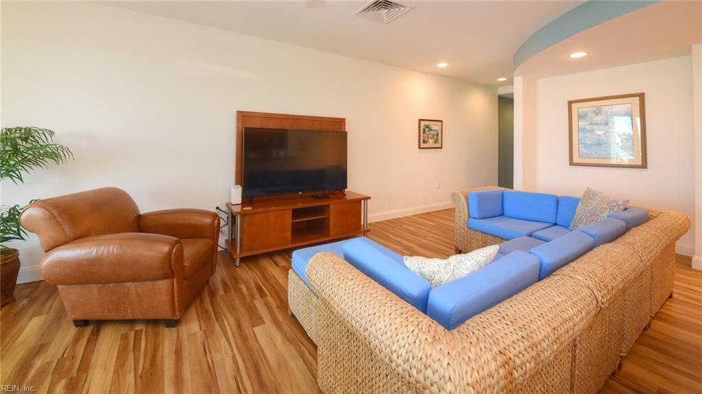 3700 Sandpiper RD 115