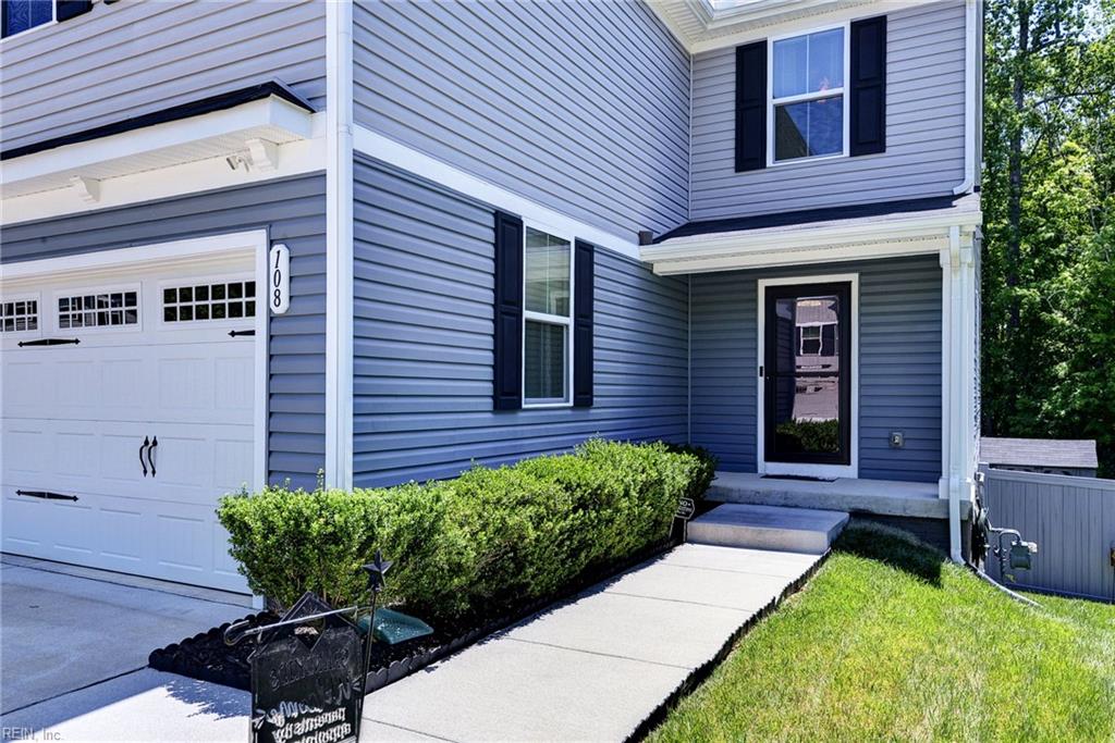 108 Pettigrew CT