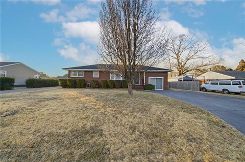 1845 Perrel ST Virginia Beach VA 23455