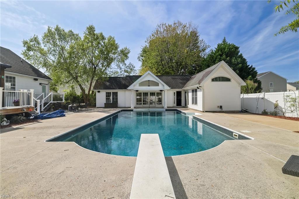 500 Fall Ridge CT