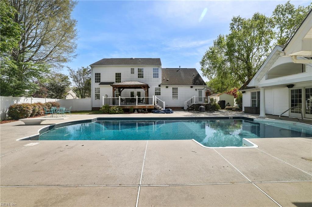 500 Fall Ridge CT