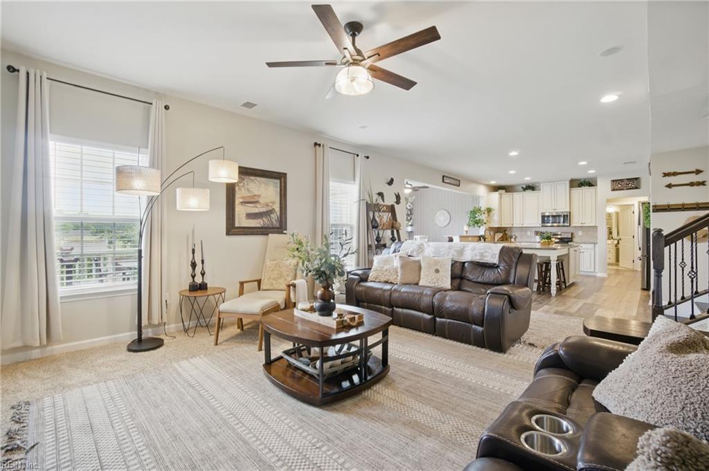 2685 Robert Monette LN