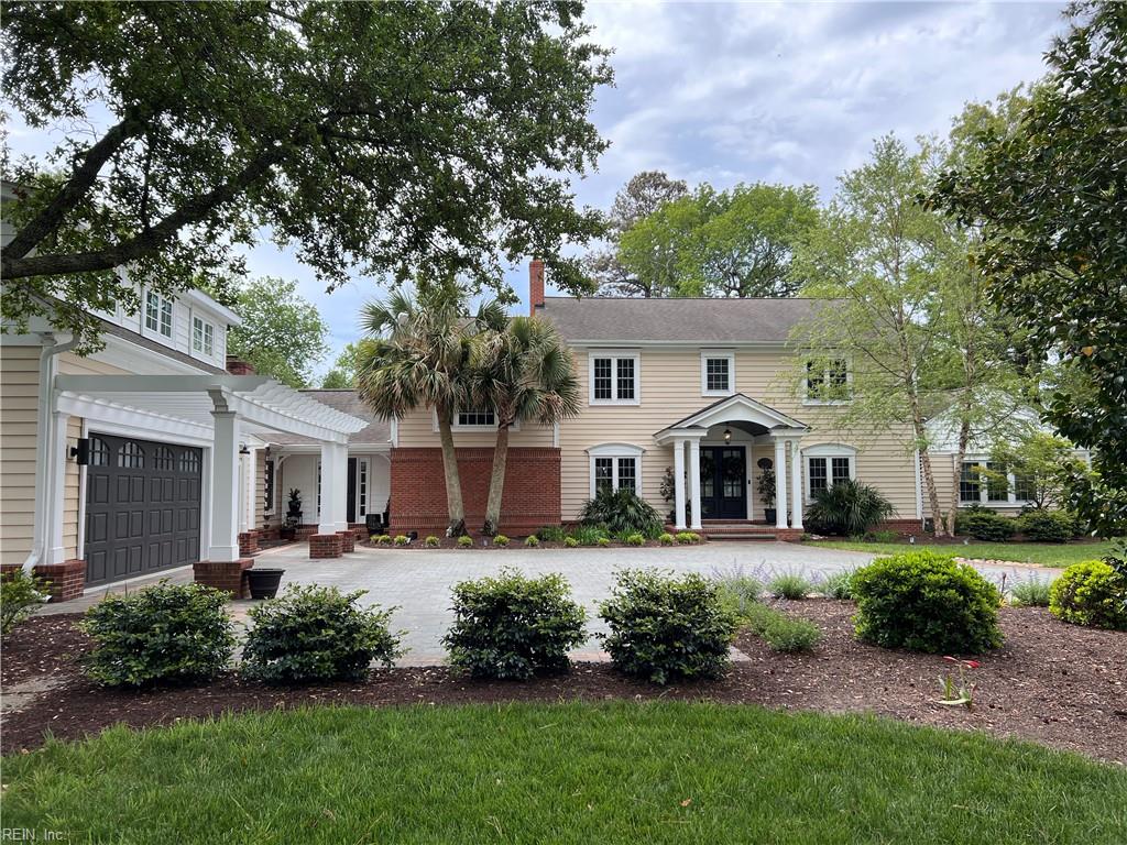 502 W Holly RD