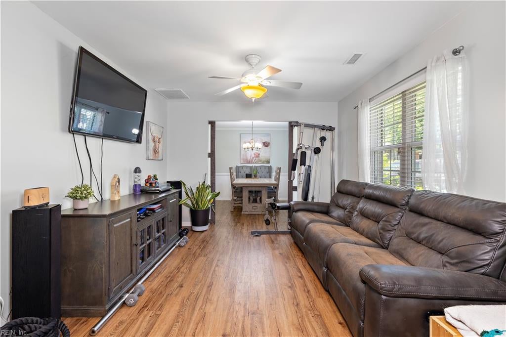 208 Tice CT