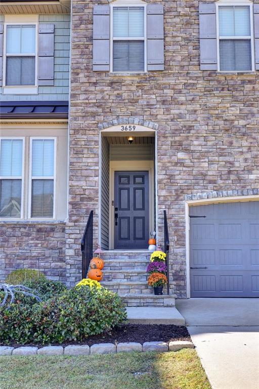 3659 Lavender LN