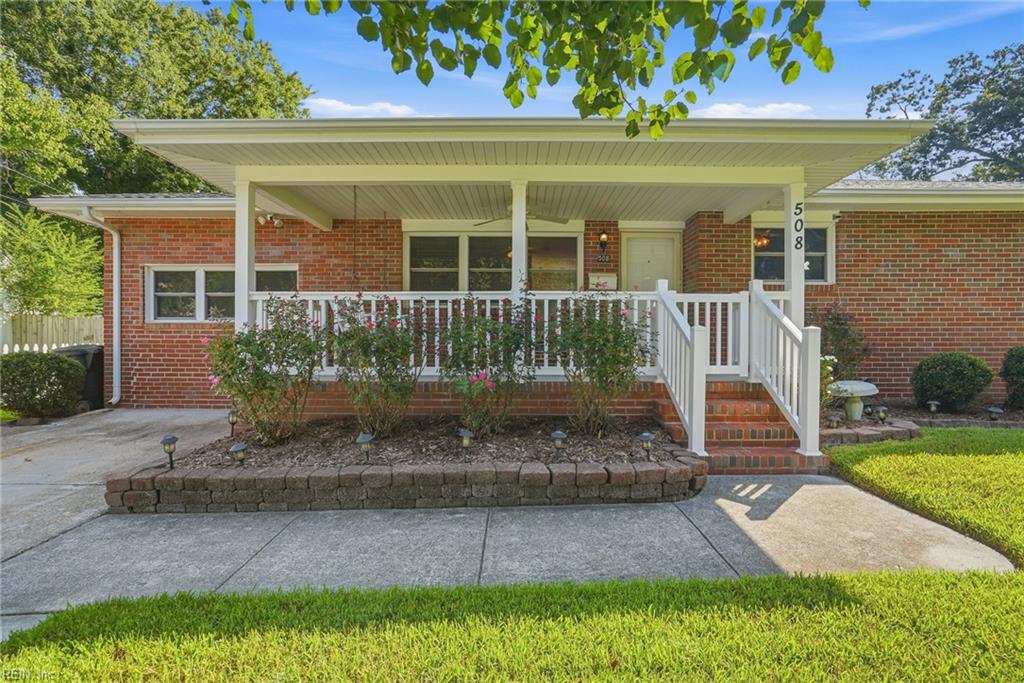 508 Lavender LN