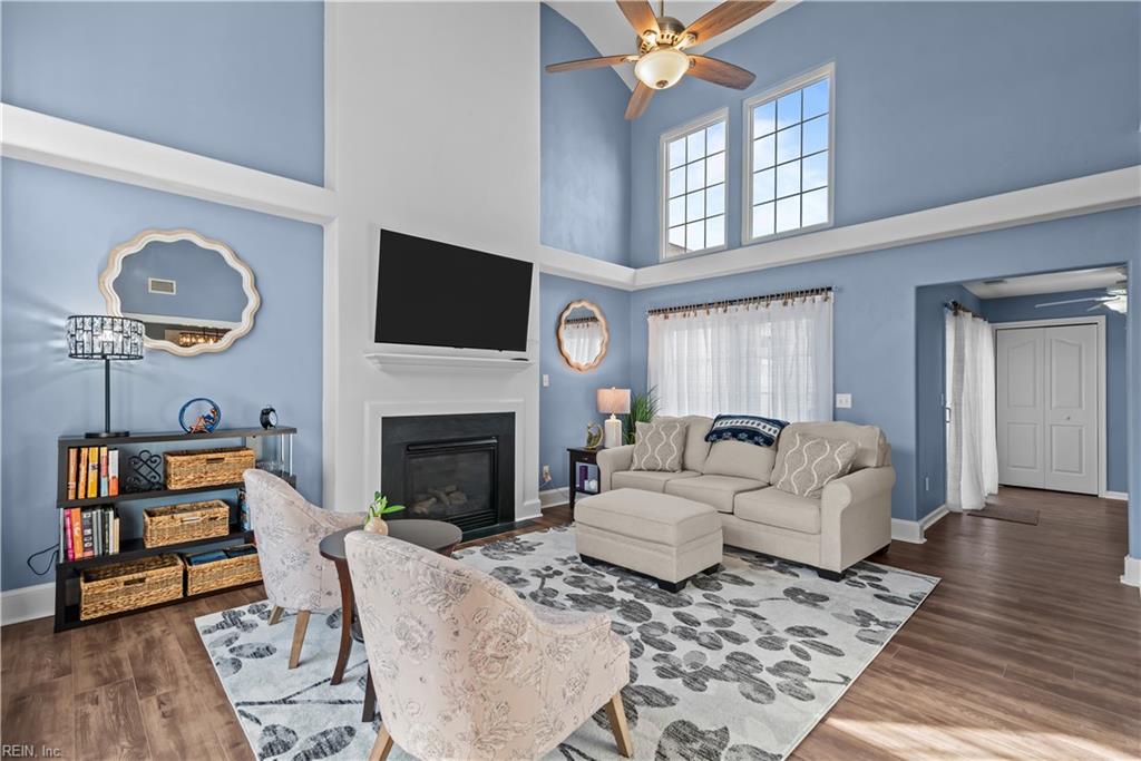 1457 Pebblebrook WAY