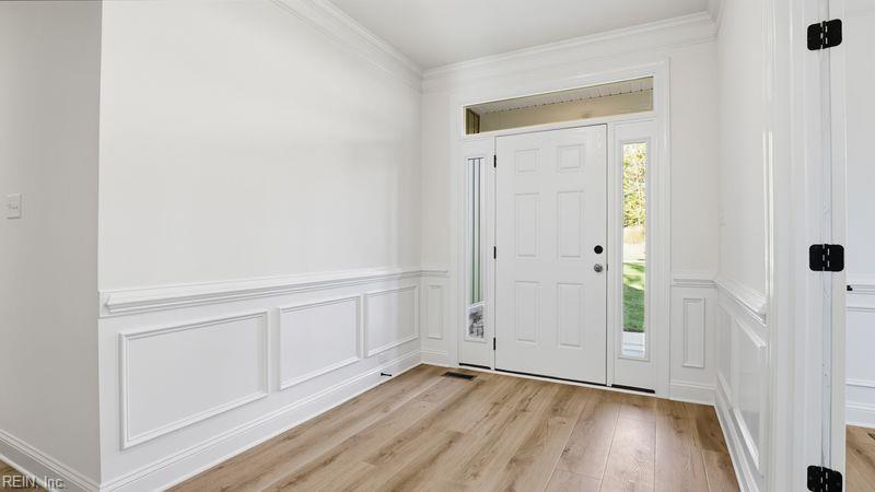 303 Warwick XING