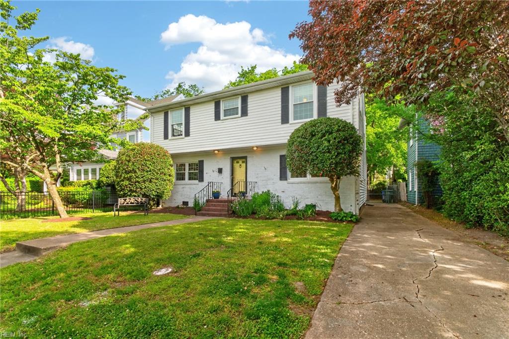 1106 Jamestown CRES