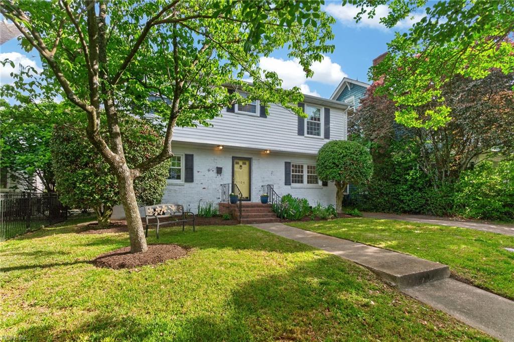 1106 Jamestown CRES