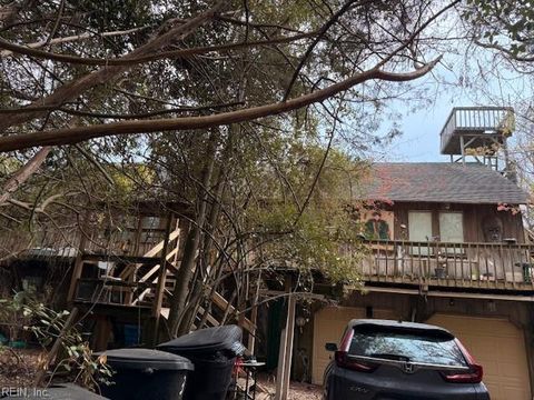 313 Spot LN Virginia Beach VA 23456