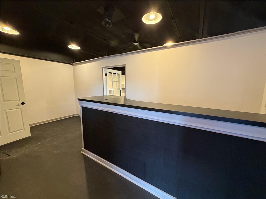 5759 Princess Anne RD