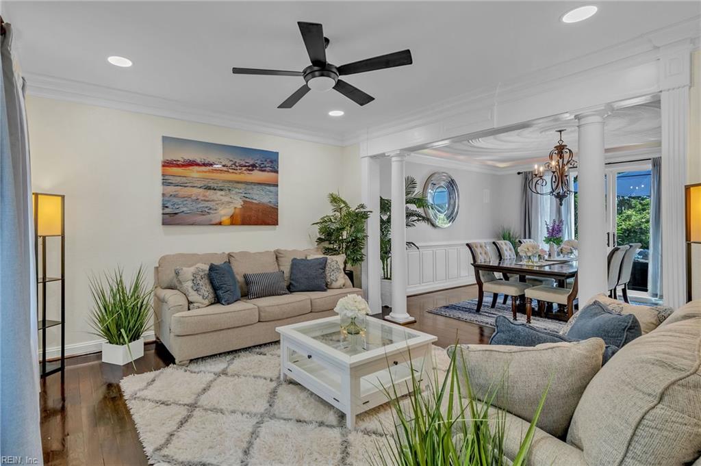 1301 Simon DR