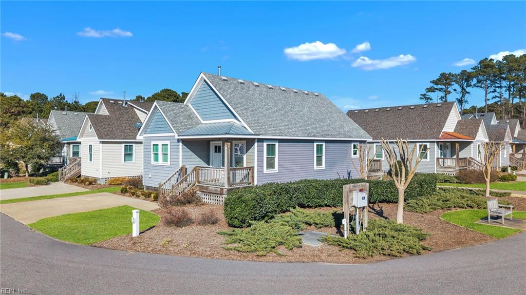 107 Masters DR