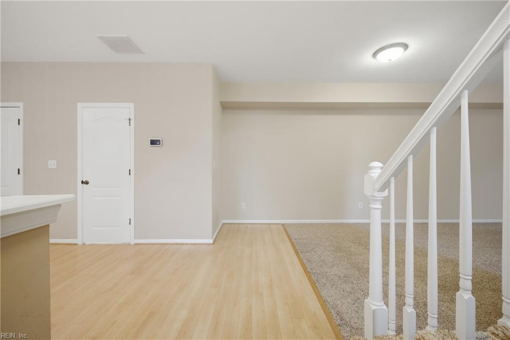 2208 E Berrie CIR