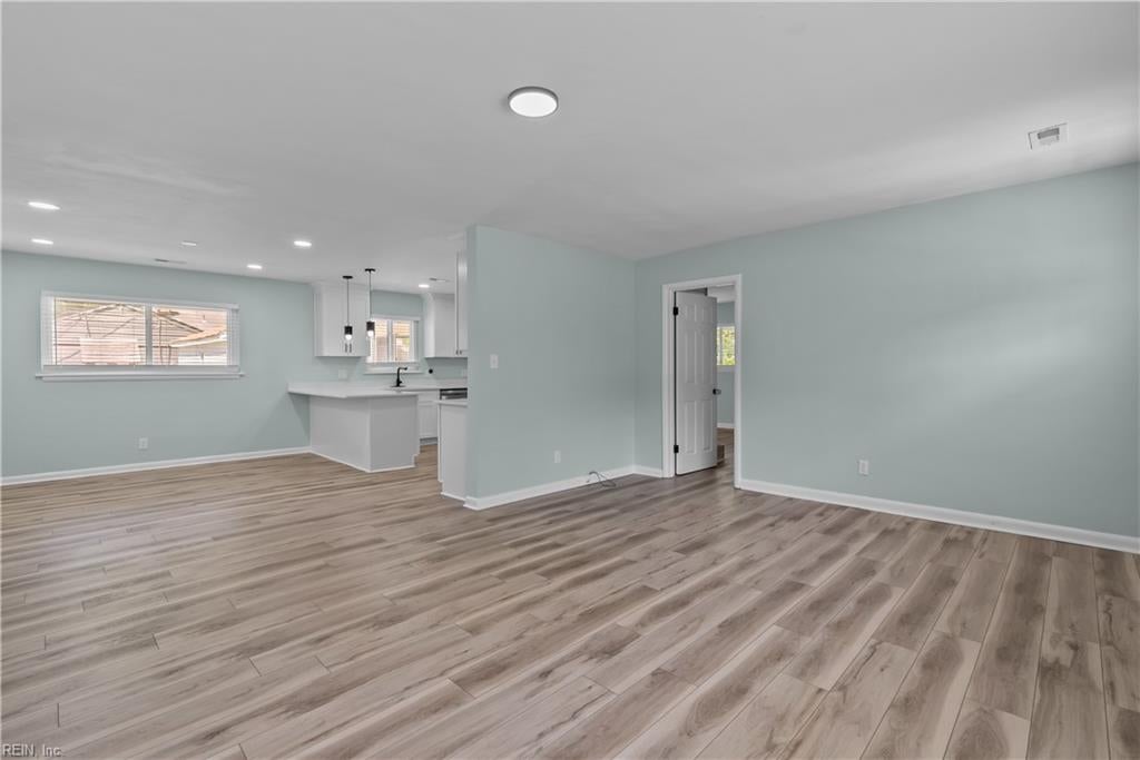 152 Mann DR
