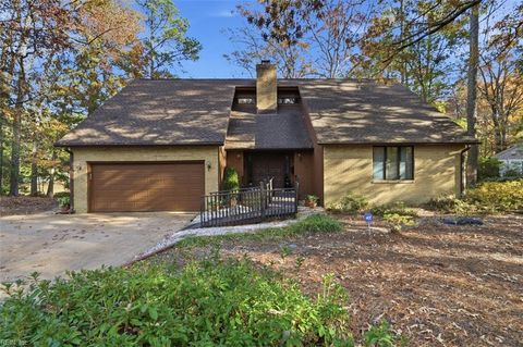 644 Piney Point RD Virginia Beach VA 23452