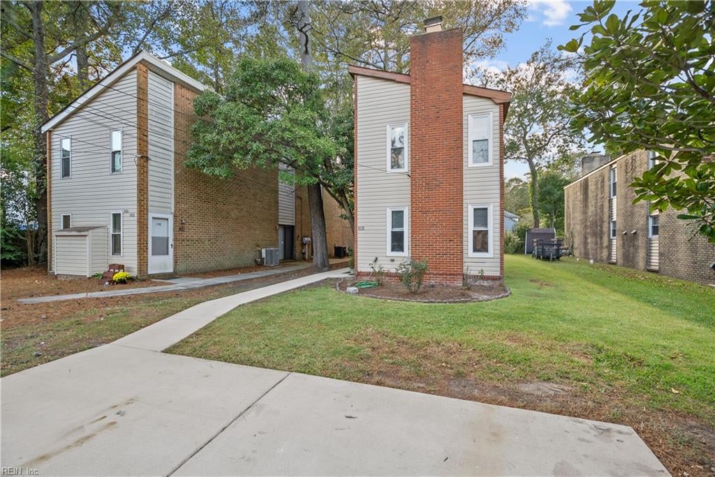 505 Barberton DR