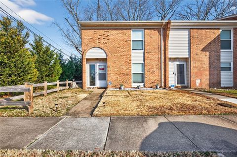 5012 Dunderdale CT Virginia Beach VA 23462