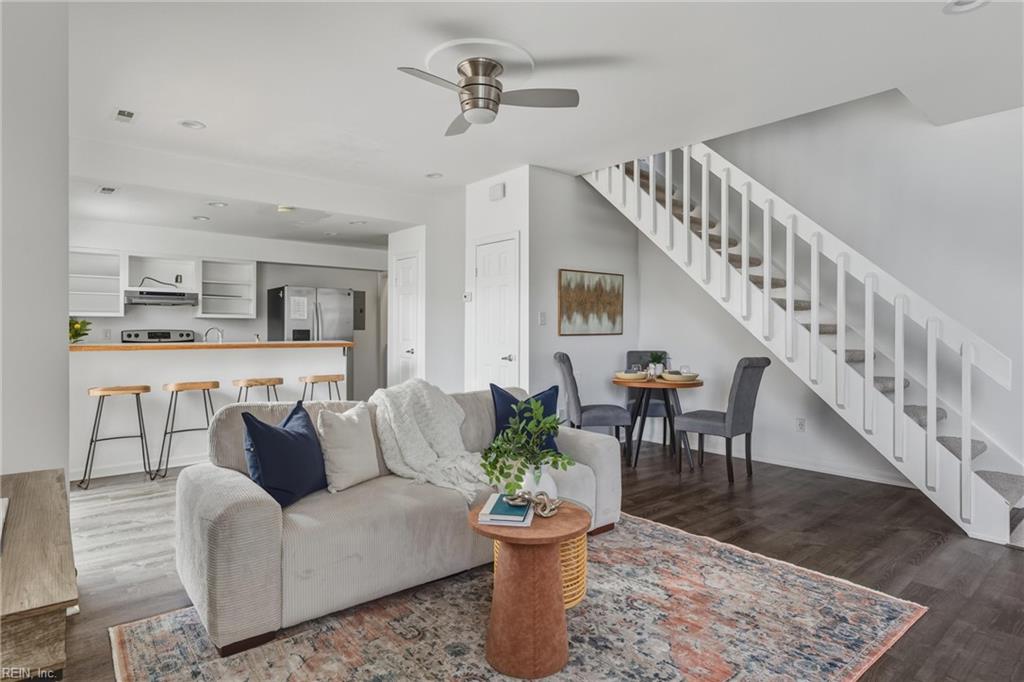 3603 Essex Pond QUAY