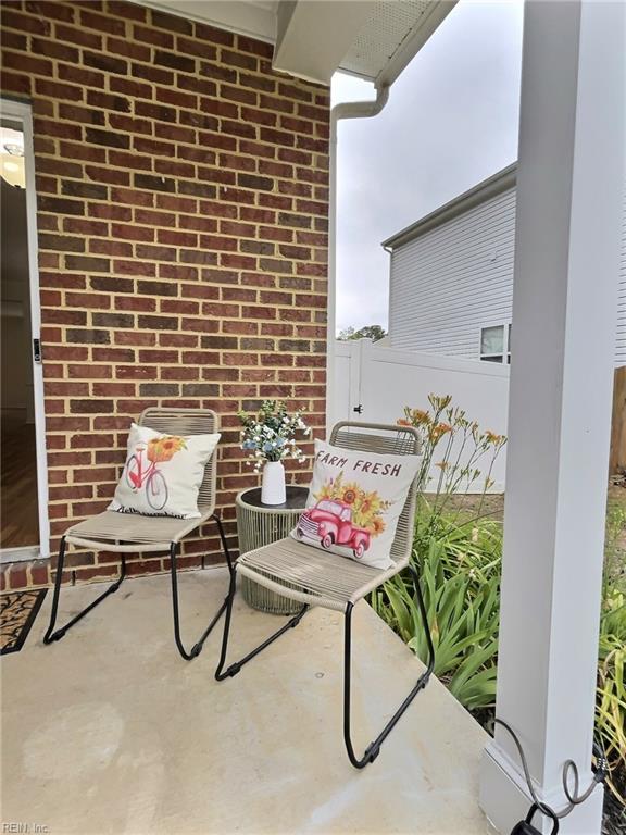 114 Cotswold CT