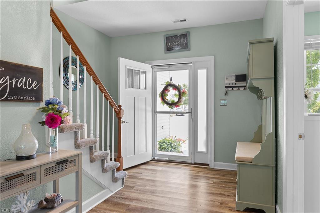130 Jaclyn DR