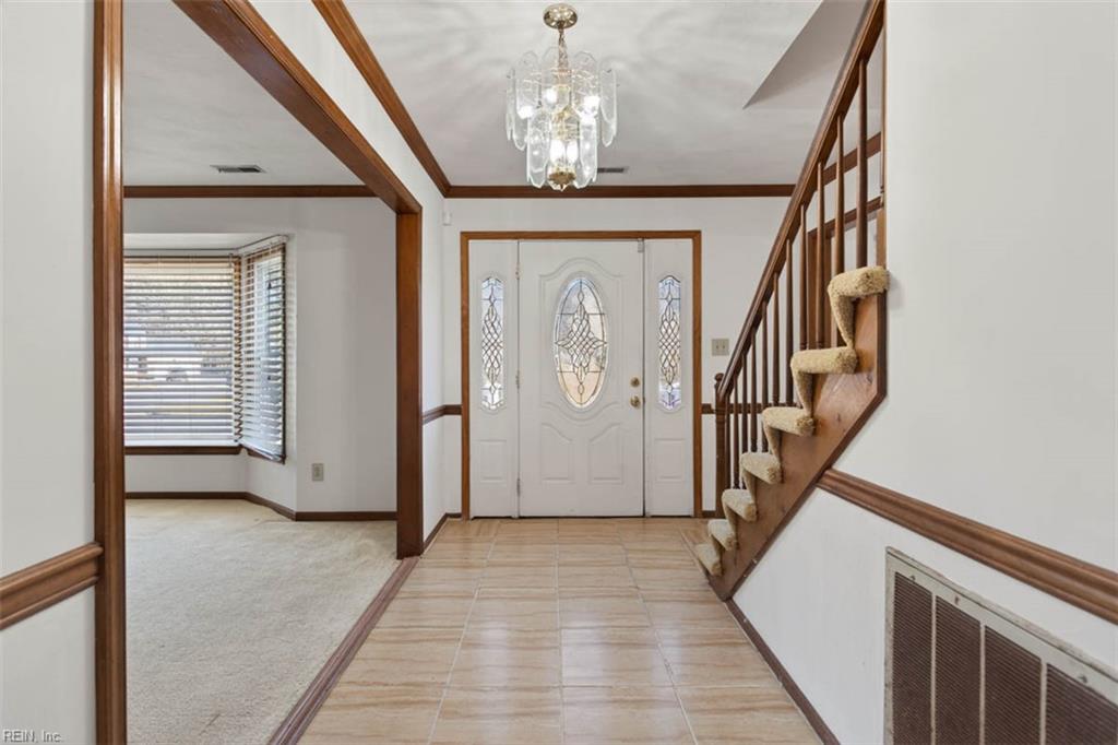 5240 Prestwick St ST