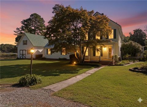 140 Morris Creek LN Mathews VA 23109