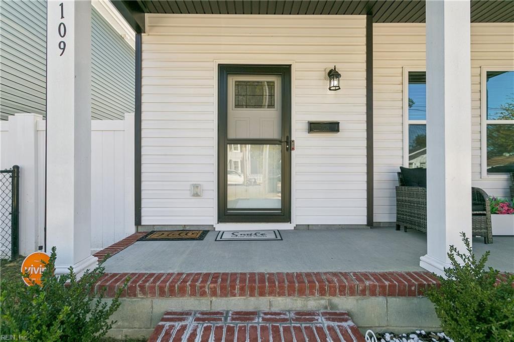 109 N 4th ST