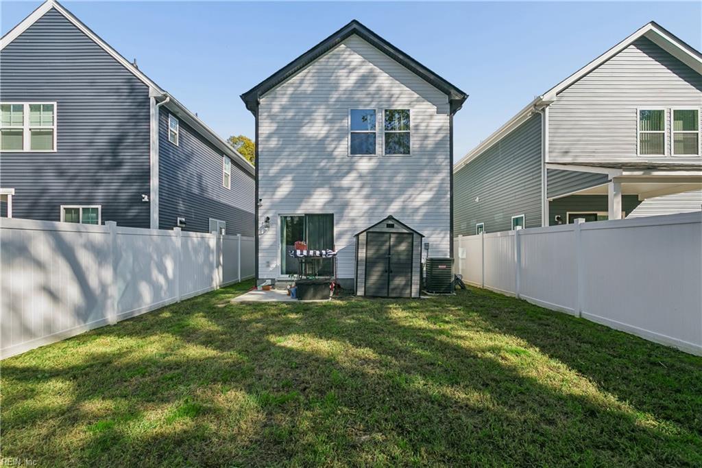109 N 4th ST