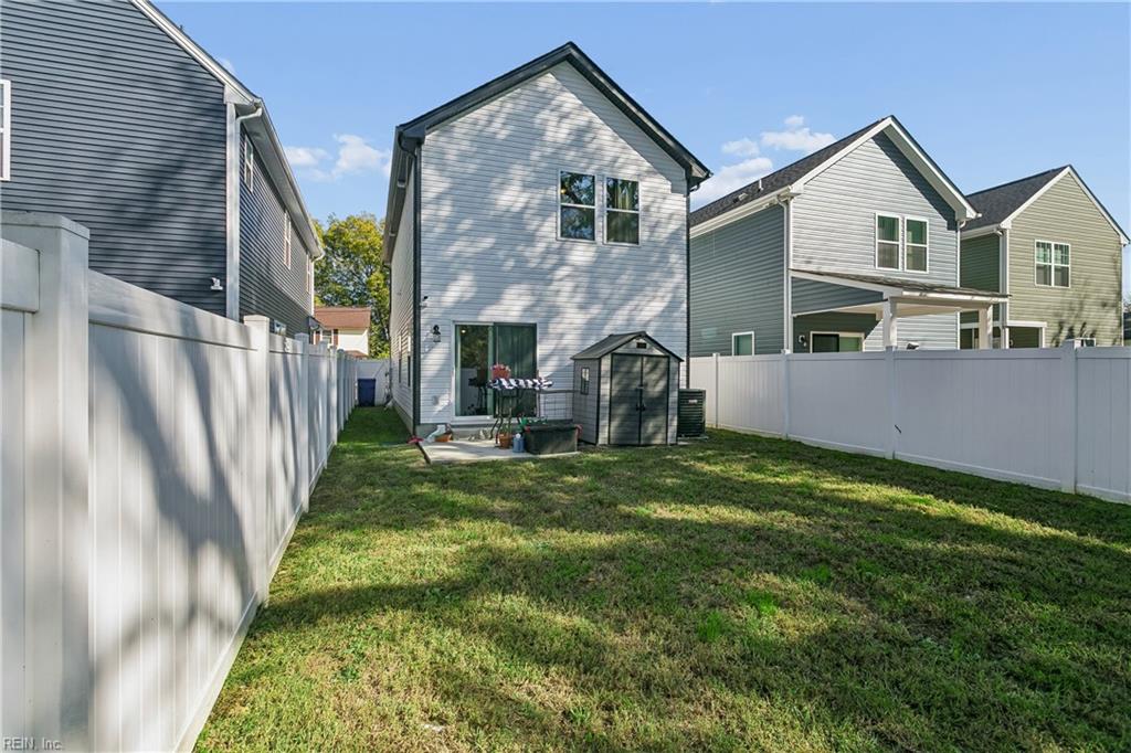 109 N 4th ST