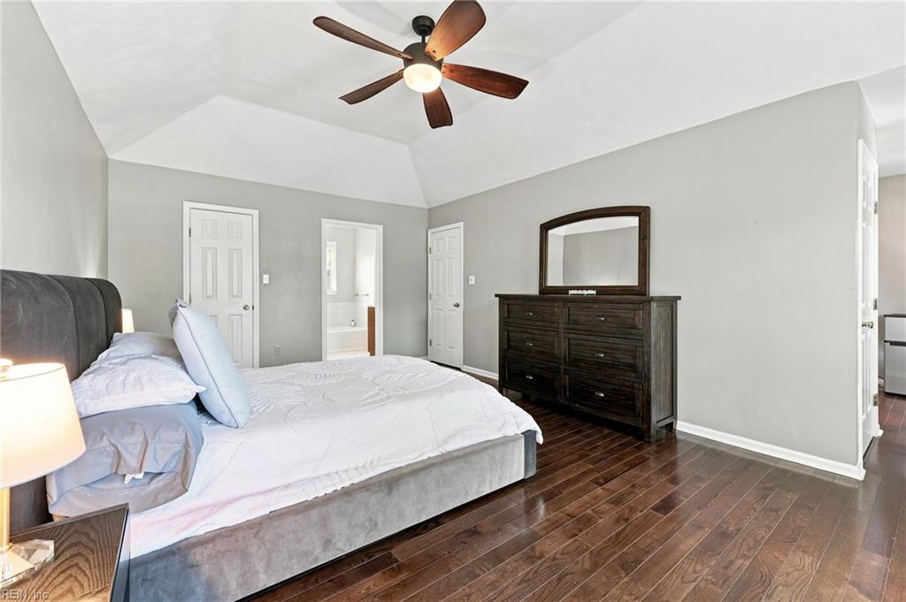 2205 Sleeper CT