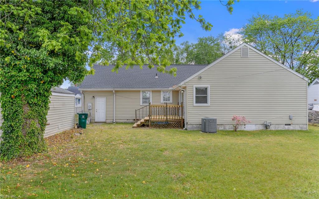 21 Langley AVE