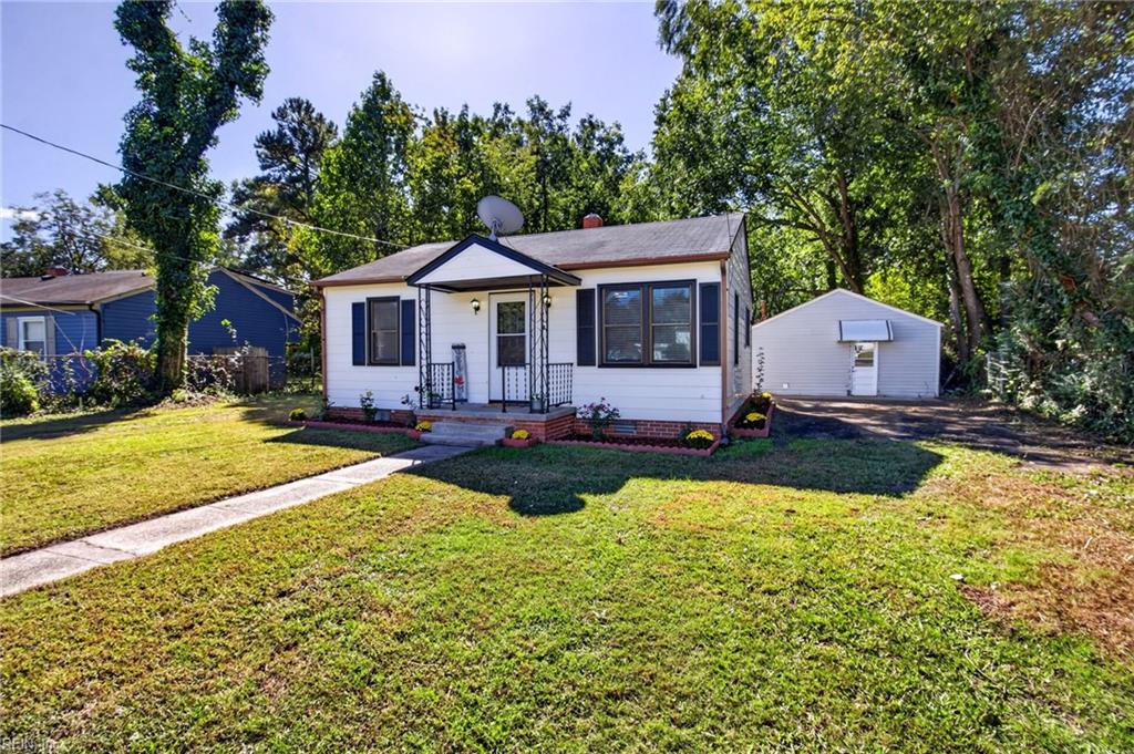 712 Summers PL