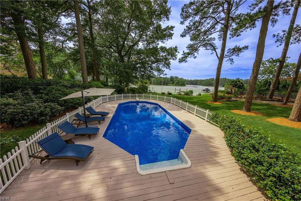 1212 Witchduck Bay CT