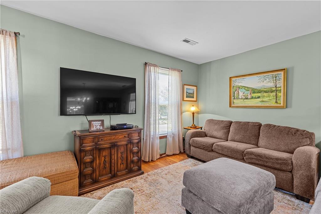 1193 Hopemont DR