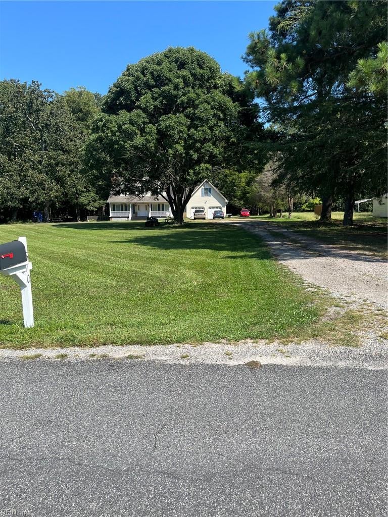 870 Carlton RD