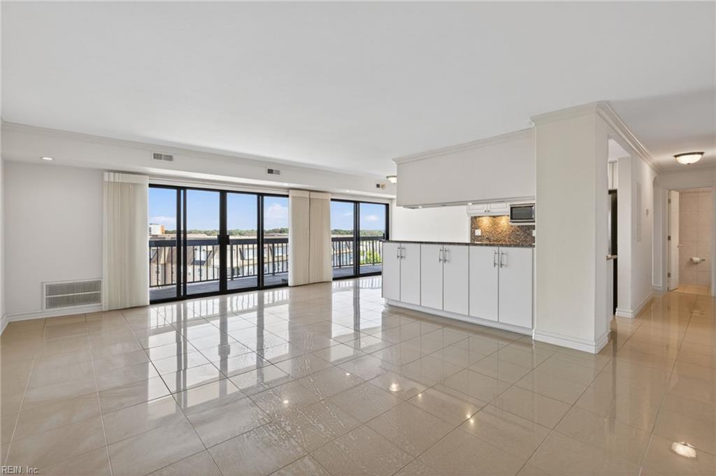 2830 Shore DR 800