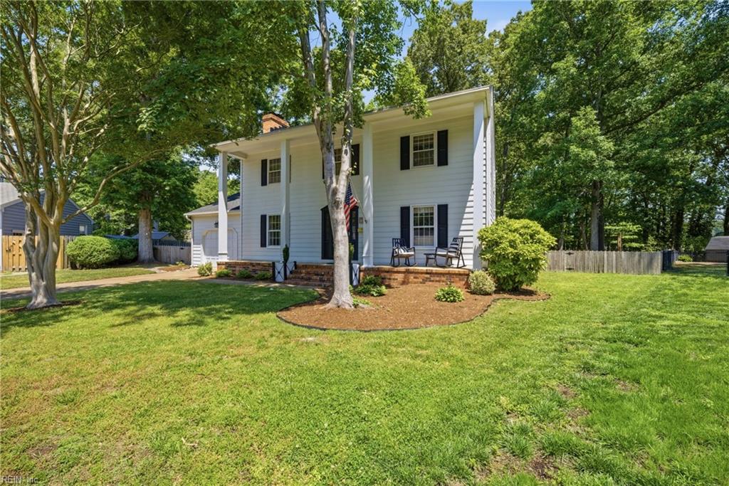 729 Lexington CIR