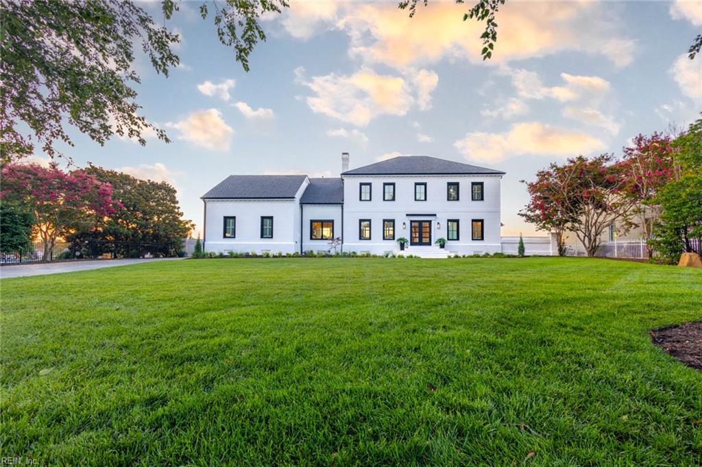 2021 Thomas Bishop LN