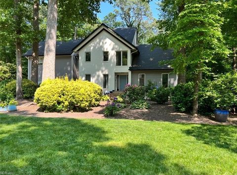 812 Coverdale LN Virginia Beach VA 23452