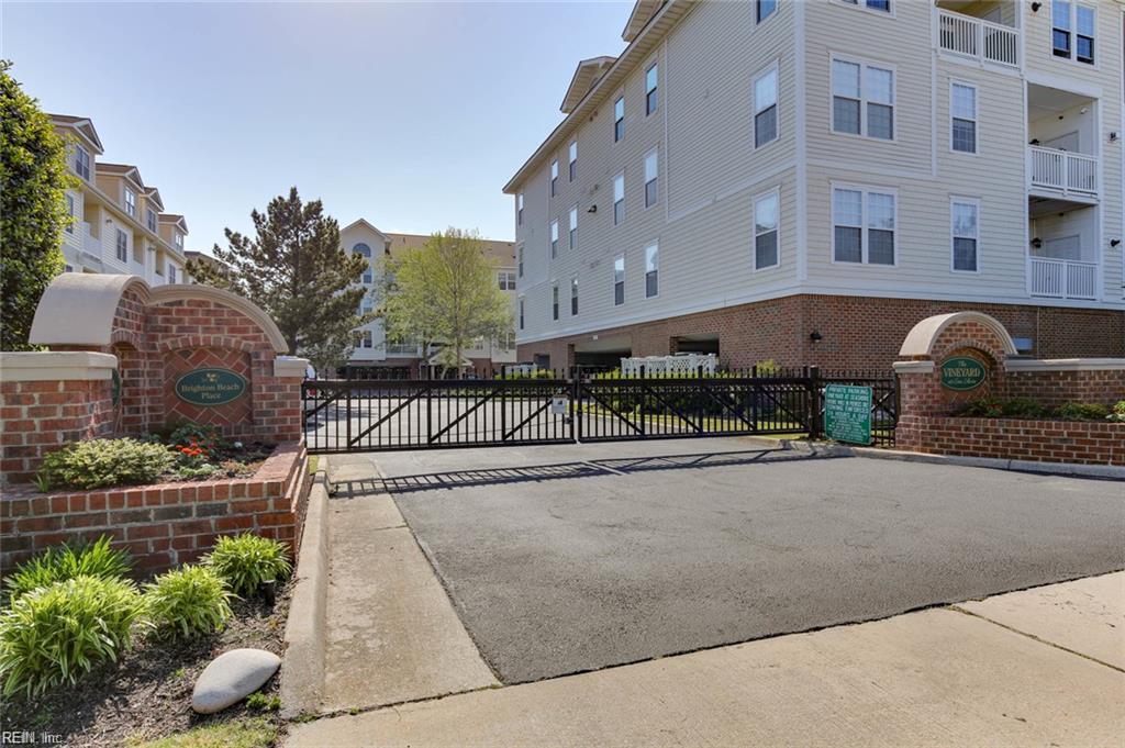 2900 Brighton Beach PL 204