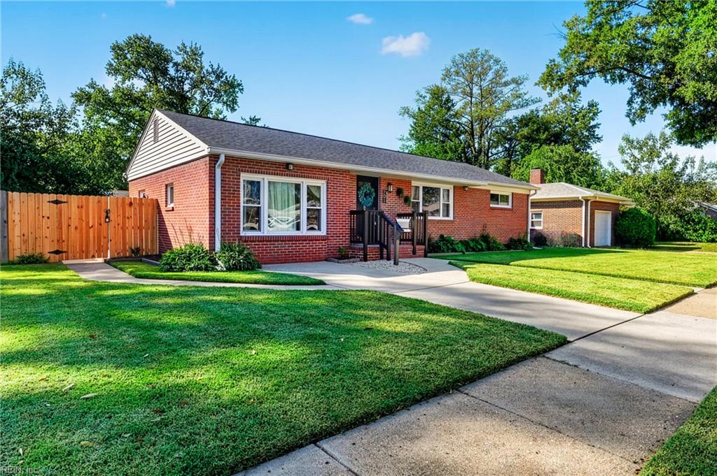 701 Euwanee PL